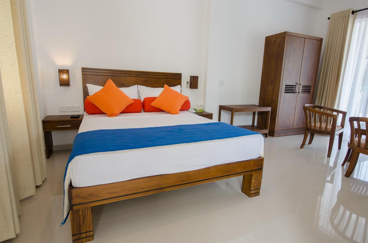 Okwin Resort Канді Екстер'єр фото