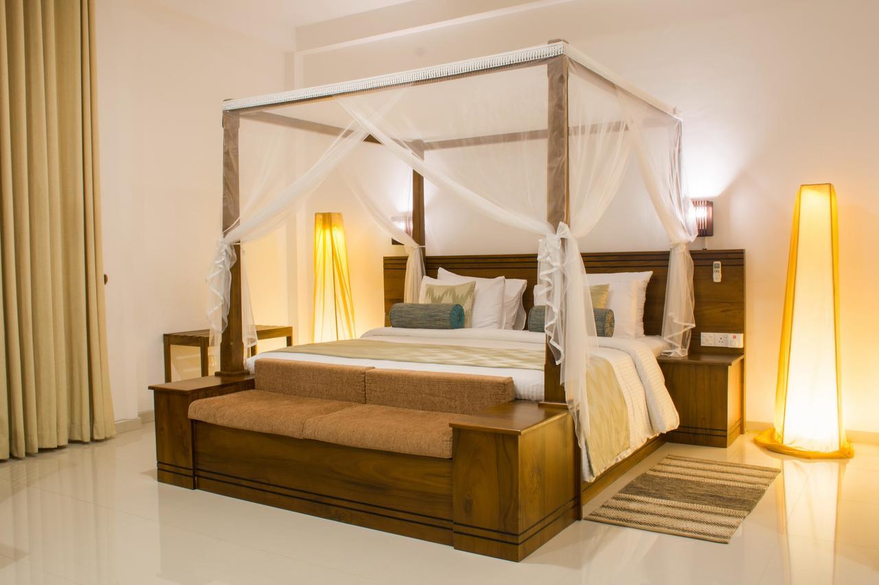 Okwin Resort Канді Екстер'єр фото